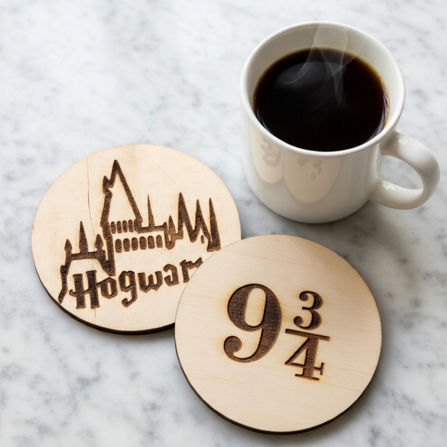 Platform 9 3/4 Temalı Harry Potter Ahşap Bardak Altlığı
